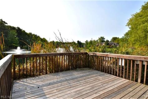 16 Chelsea Court Beachwood OH 44122