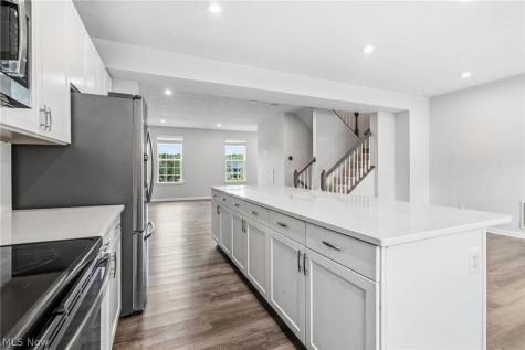 1666 N Eckert Lane Cuyahoga Falls OH 44313