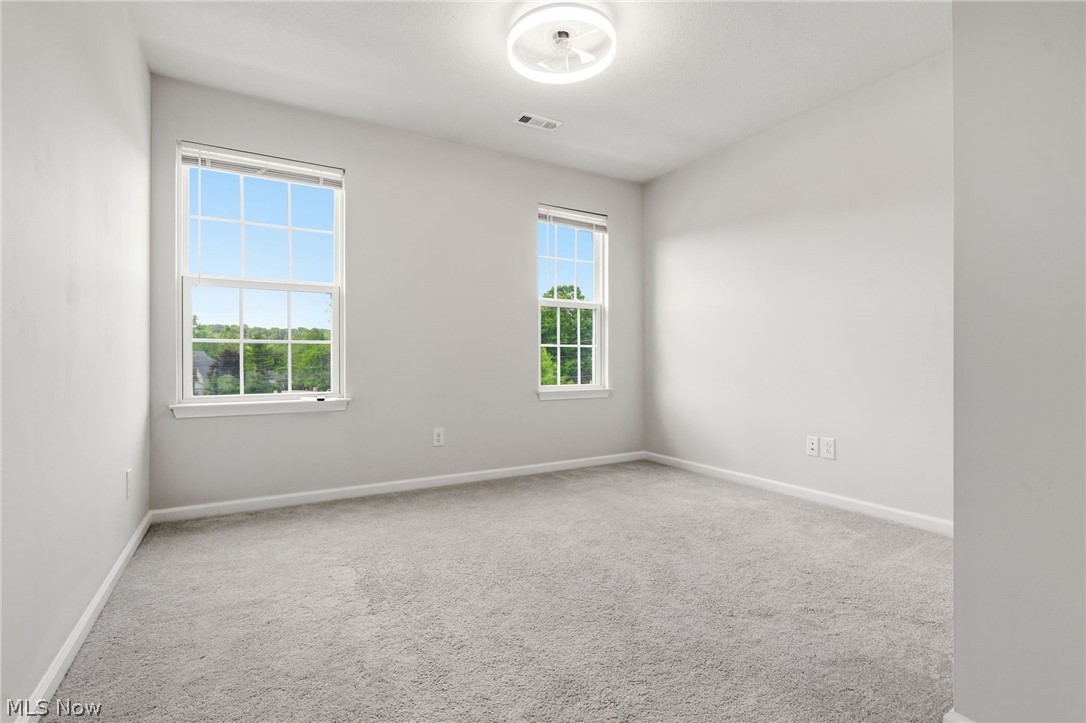 1666 N Eckert Lane Cuyahoga Falls OH 44313