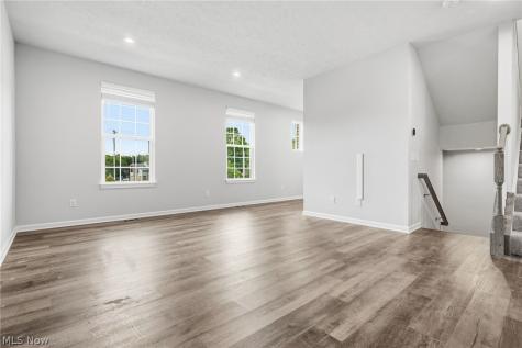 1666 N Eckert Lane Cuyahoga Falls OH 44313