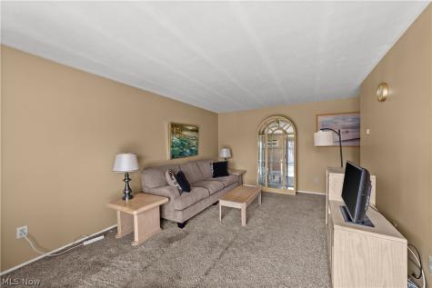 20312 Lorain Road Fairview Park OH 44126