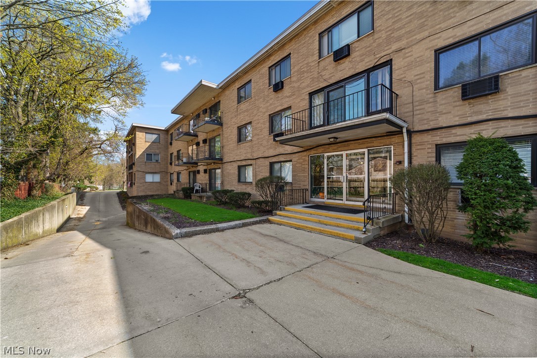 20312 Lorain Road Fairview Park OH 44126