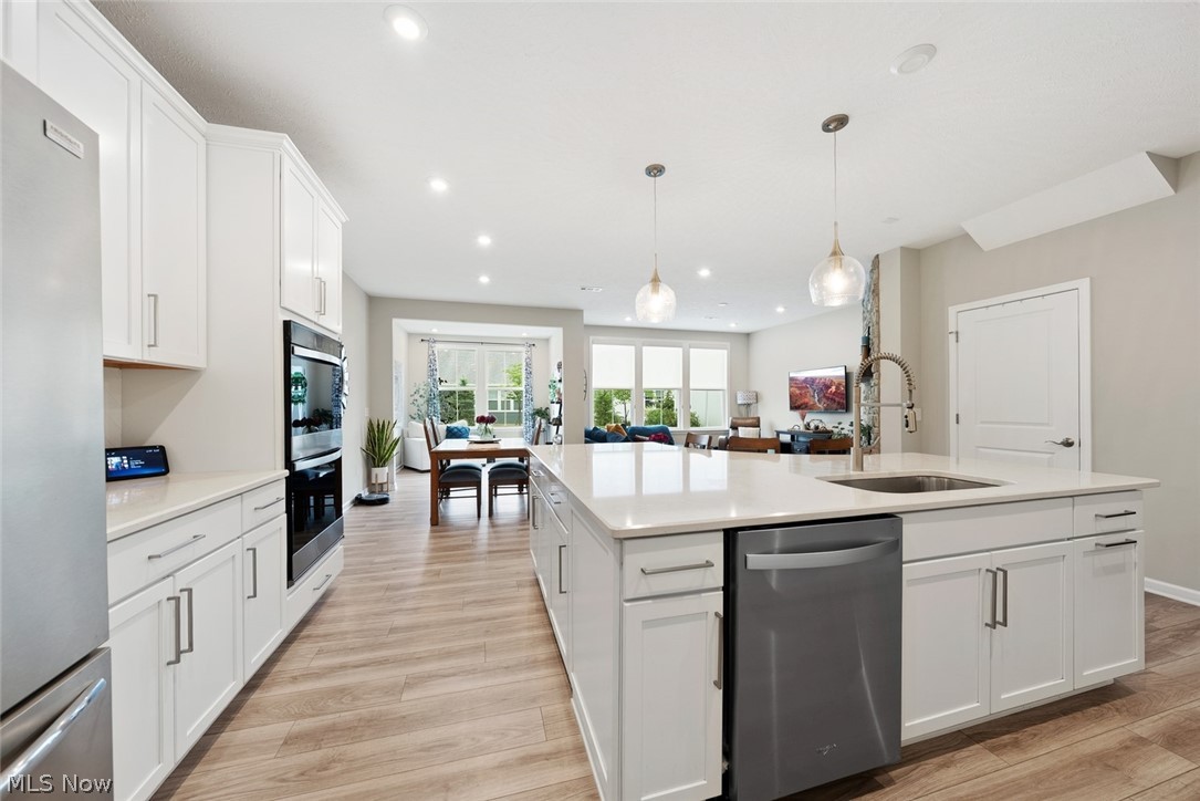 690 Harbour Town Court Avon Lake OH 44012