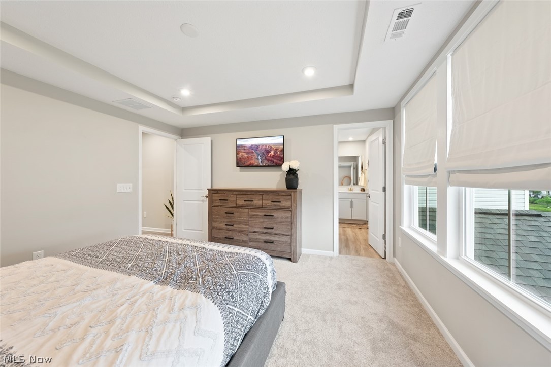 690 Harbour Town Court Avon Lake OH 44012
