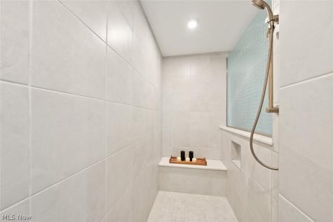 690 Harbour Town Court Avon Lake OH 44012