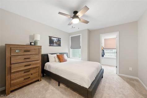 690 Harbour Town Court Avon Lake OH 44012