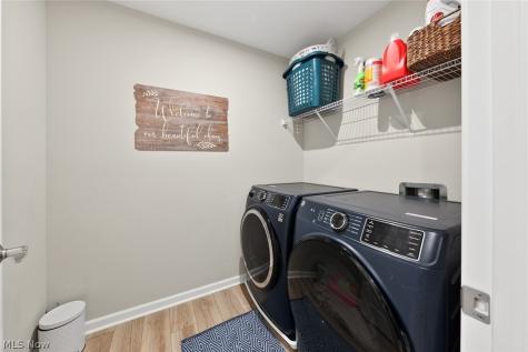 690 Harbour Town Court Avon Lake OH 44012