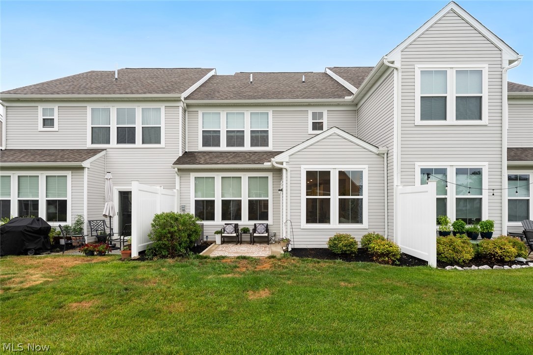 690 Harbour Town Court Avon Lake OH 44012