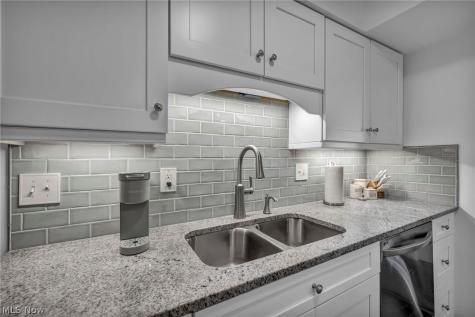 9838 Highgate Court Mentor OH 44060