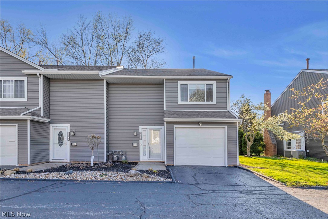 1748 Walnut Lane Rocky River OH 44116