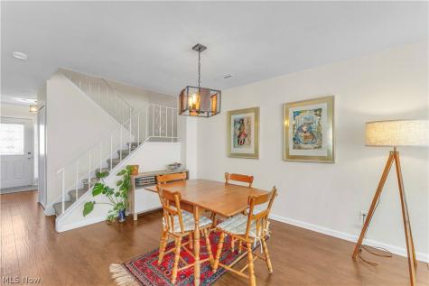 1748 Walnut Lane Rocky River OH 44116