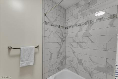 1748 Walnut Lane Rocky River OH 44116