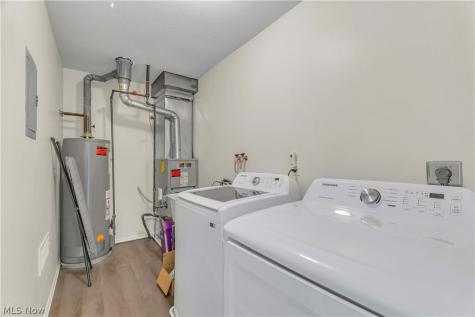 1748 Walnut Lane Rocky River OH 44116
