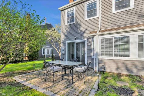 1748 Walnut Lane Rocky River OH 44116