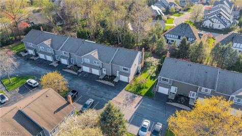 1748 Walnut Lane Rocky River OH 44116