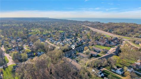 1748 Walnut Lane Rocky River OH 44116