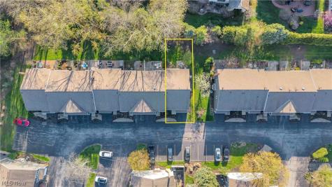 1748 Walnut Lane Rocky River OH 44116