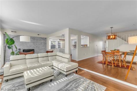 1748 Walnut Lane Rocky River OH 44116