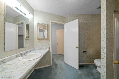 2034 Carlile Drive Uniontown OH 44685