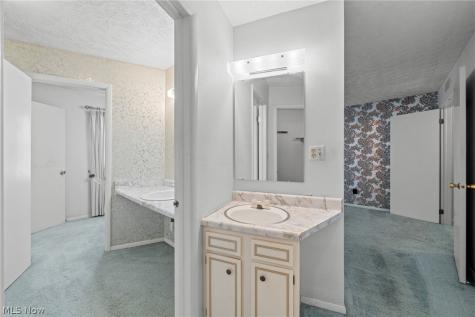 2034 Carlile Drive Uniontown OH 44685