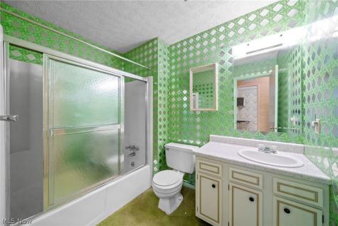 2034 Carlile Drive Uniontown OH 44685