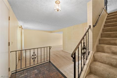 2034 Carlile Drive Uniontown OH 44685