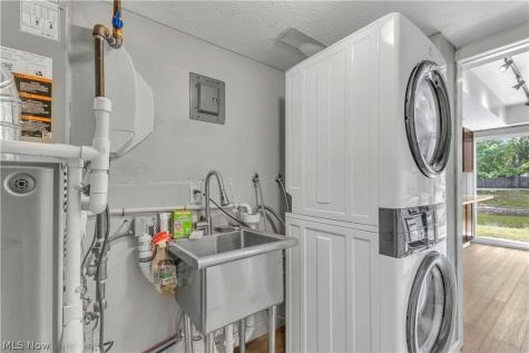 26636 Lake Of The Falls Road Olmsted Falls OH 44138