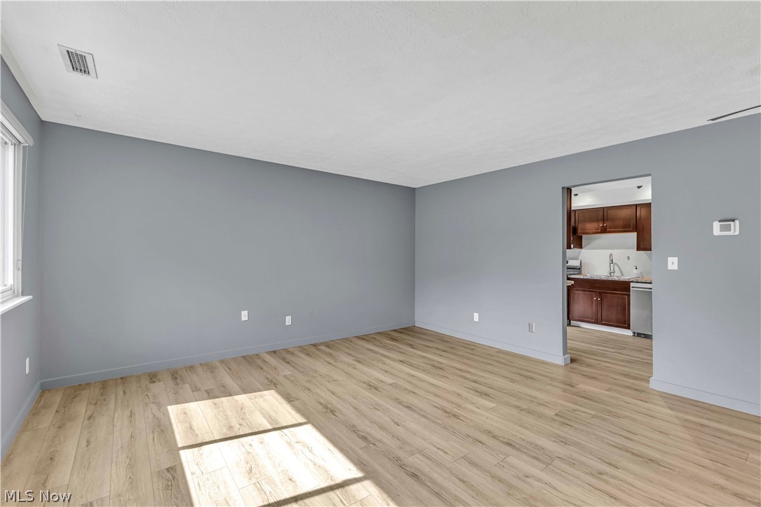 26636 Lake Of The Falls Road Olmsted Falls OH 44138