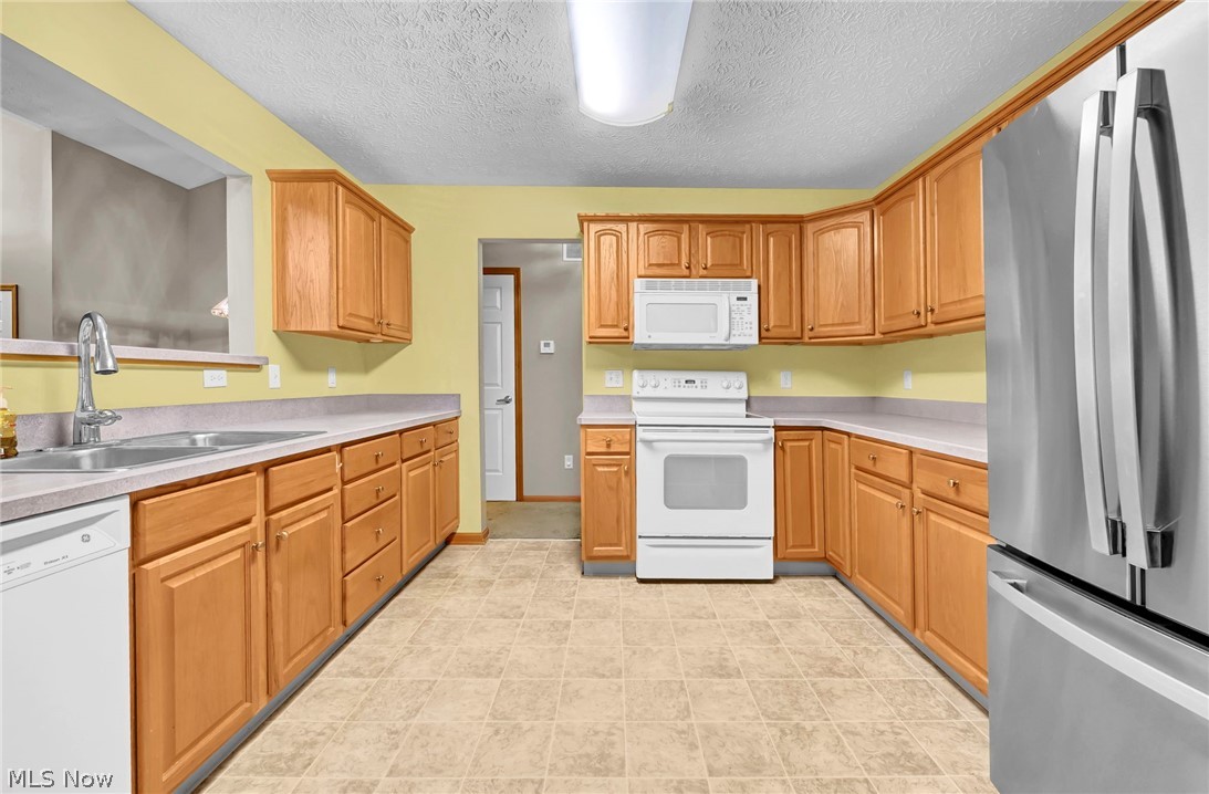 7596 Willow Woods Drive North Olmsted OH 44070