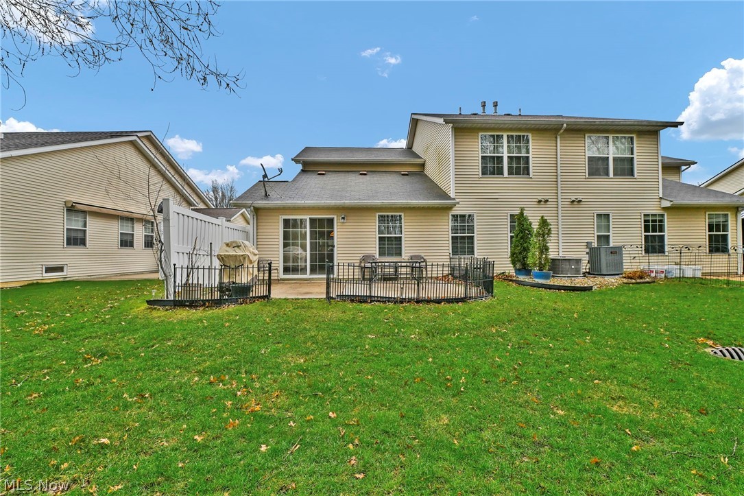 7596 Willow Woods Drive North Olmsted OH 44070