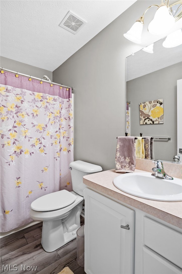 7393 Willow Woods Drive North Olmsted OH 44070
