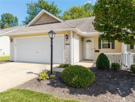 7393 Willow Woods Drive North Olmsted OH 44070