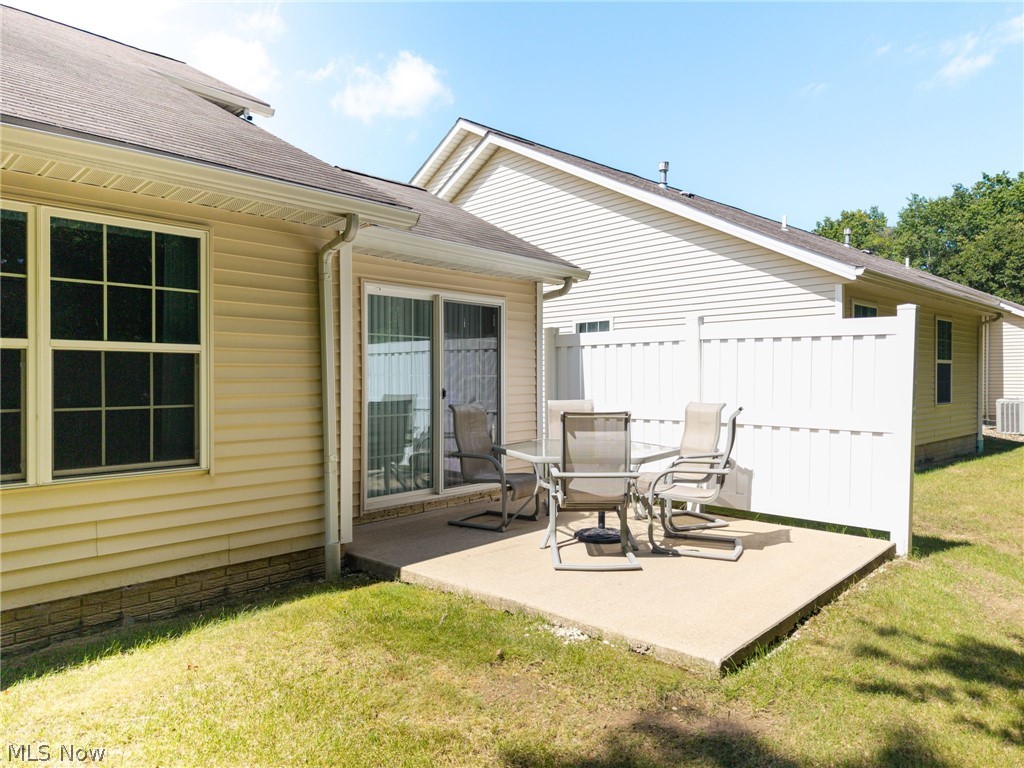 7393 Willow Woods Drive North Olmsted OH 44070