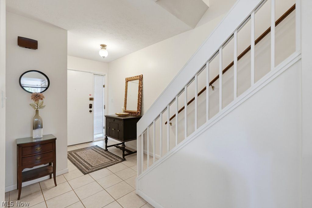 741 Pipes Court Sagamore Hills OH 44067