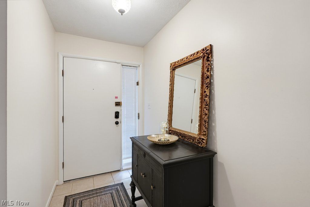 741 Pipes Court Sagamore Hills OH 44067