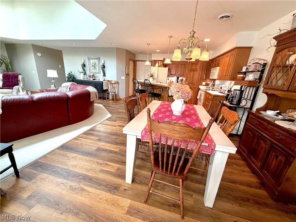 1012 Meadow Drive NW Strasburg OH 44680