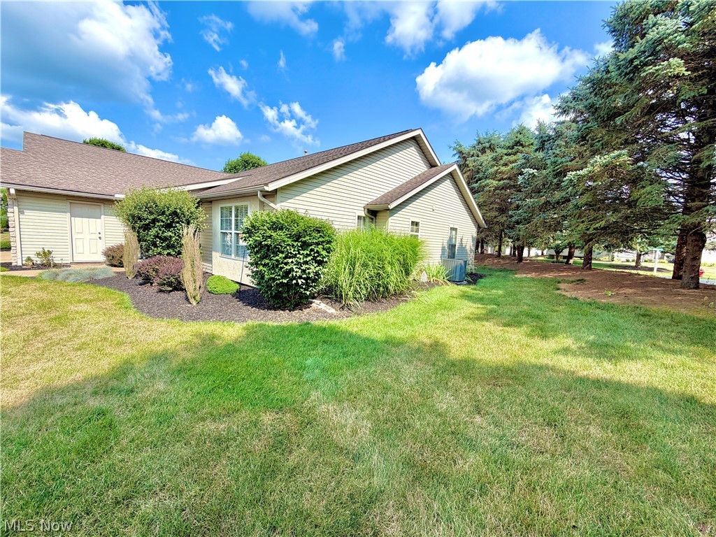 1012 Meadow Drive NW Strasburg OH 44680