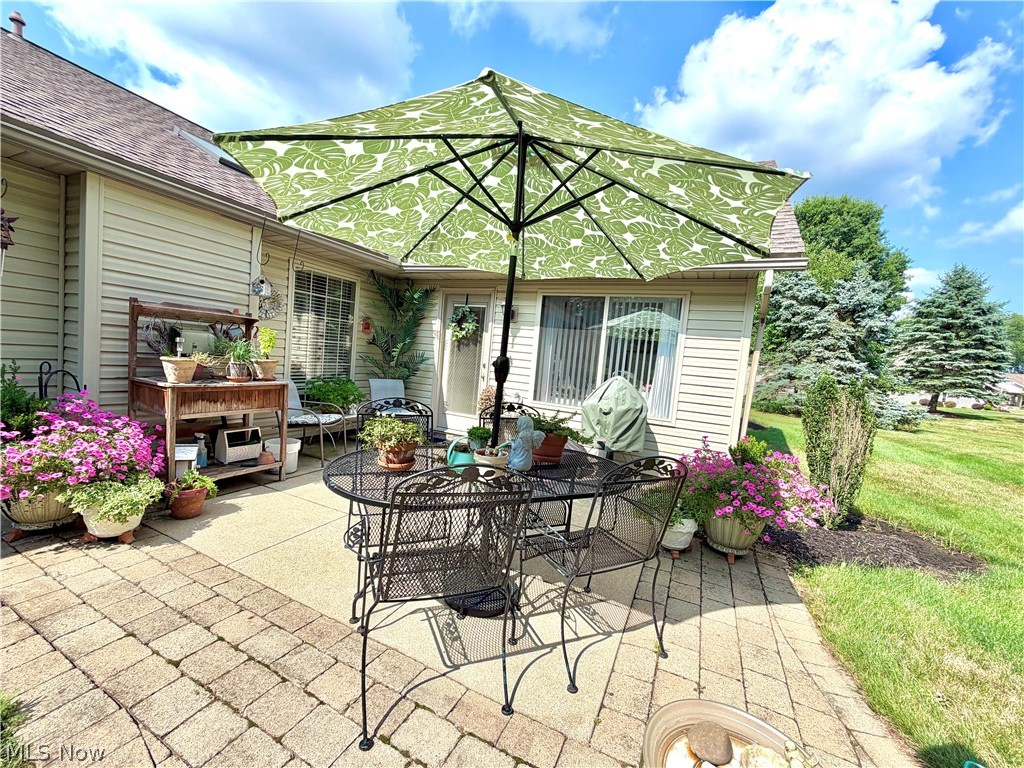 1012 Meadow Drive NW Strasburg OH 44680
