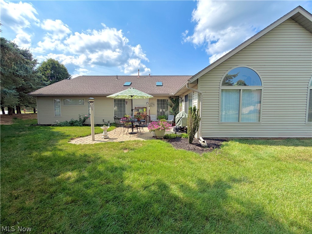 1012 Meadow Drive NW Strasburg OH 44680