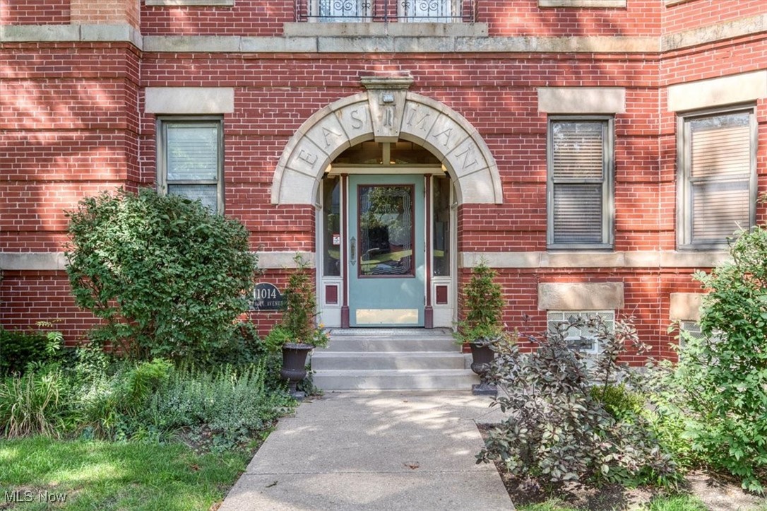 11014 Detroit Avenue Cleveland OH 44102