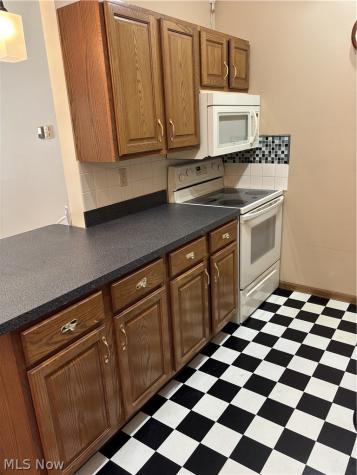 35177 Greenwich Avenue North Ridgeville OH 44039