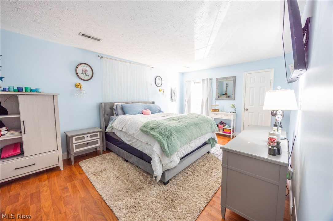 1328 Cedarwood Drive Westlake OH 44145