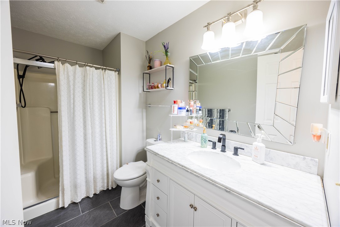 1328 Cedarwood Drive Westlake OH 44145