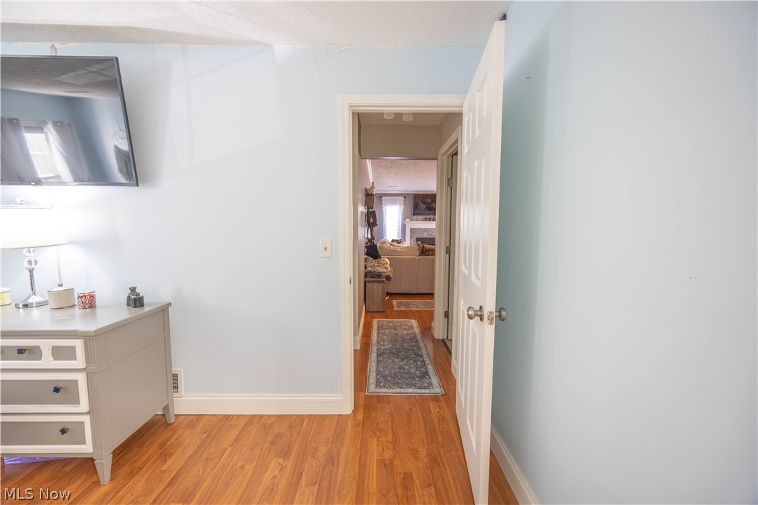 1328 Cedarwood Drive Westlake OH 44145