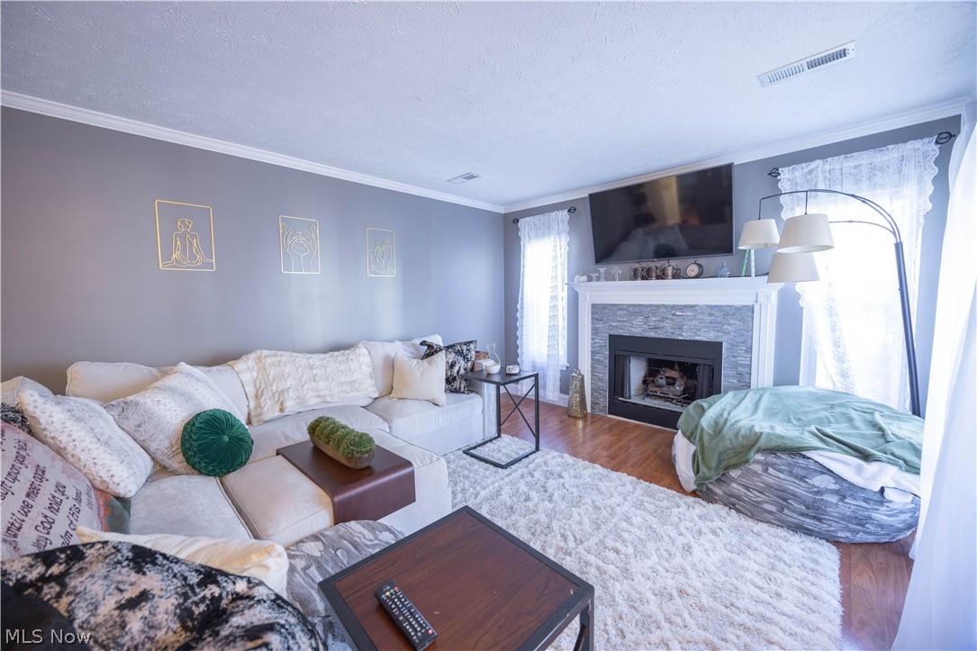 1328 Cedarwood Drive Westlake OH 44145