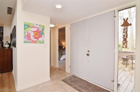570-21 Russet Woods Lane Aurora OH 44202