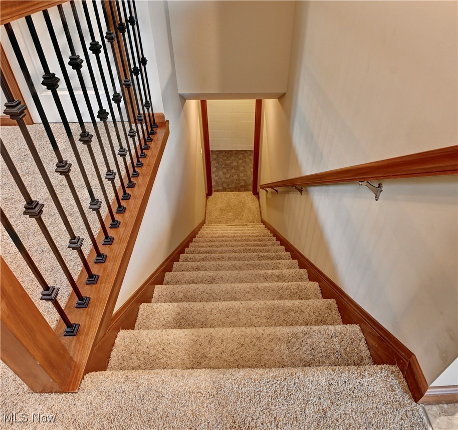 2761 Cove Lane Millersburg OH 44654