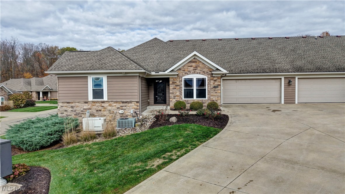 2761 Cove Lane Millersburg OH 44654