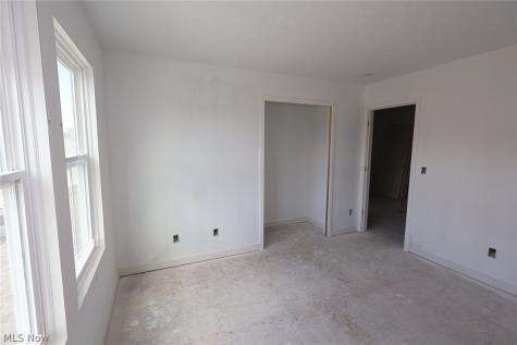 5093 Shepherds Glen Willoughby OH 44094