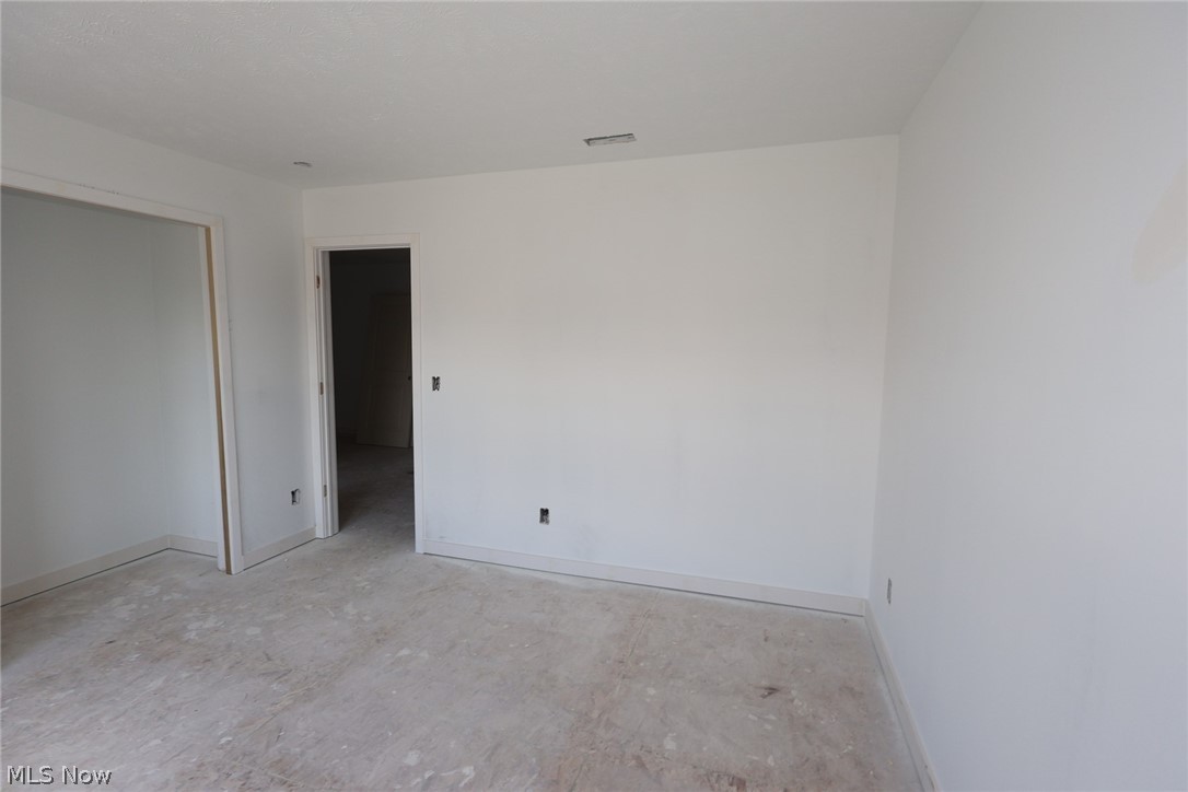 5093 Shepherds Glen Willoughby OH 44094